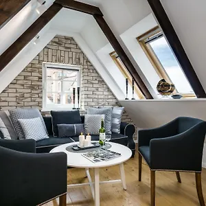 https://elite-apartments-old-town-straganiarska.gdanskhotel.org